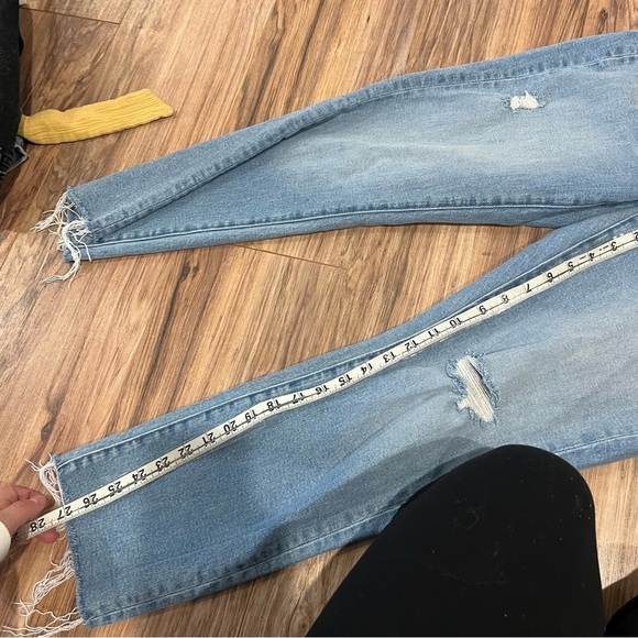 Madewell Maternity Side-Panel Perfect Vintage Jeans - Picture 8 of 9
